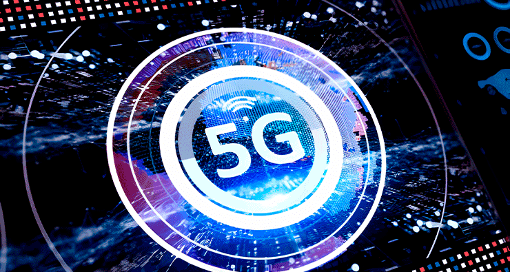 Um close de um logotipo 5G na tela do computador