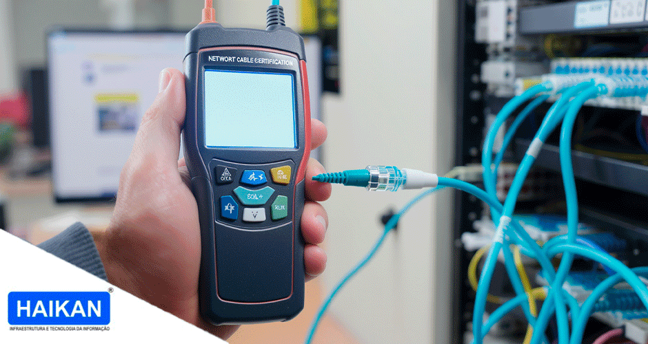 Aparelho de certificação de cabo conectado a fibra óptica